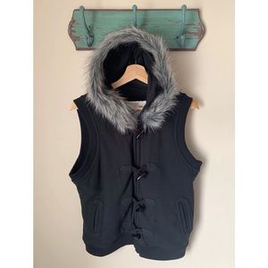 Sonoma Black Faux Fur Collared Fleece Lined Vest